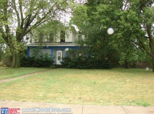 217 Briggs Ave, Hastings, NE 68901