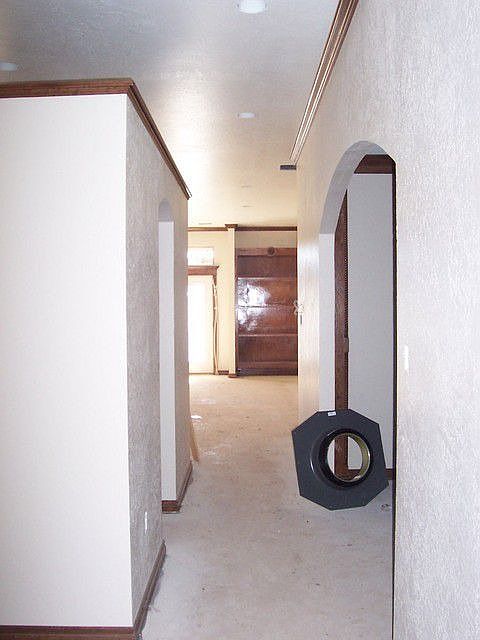 2nd image of 6916 NW Maple Dr