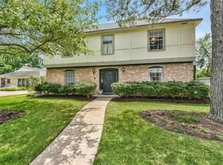 11423 Inwood Dr, Houston, TX 77077