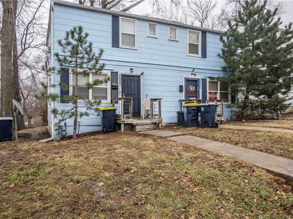 kansas-city-missouri-2074650432 picture