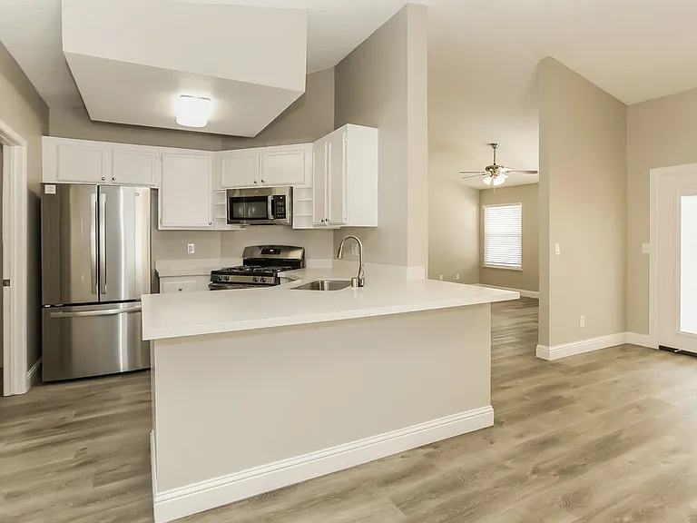 6533 Faith Peak Dr — Photo 6