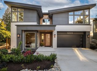 12305 NE 107th St, Kirkland, WA 98033