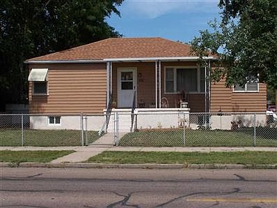 1st image of 501 W 9th St