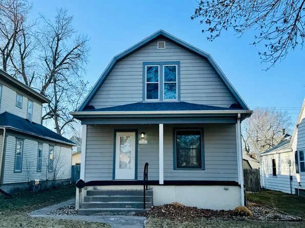 741 Wisconsin Ave SW, Huron, SD 57350