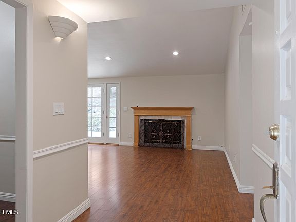 4th image of 20436 Coulson St