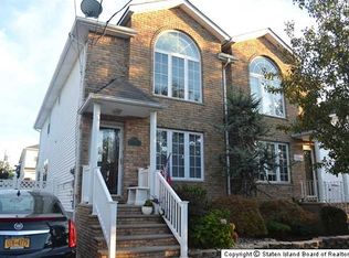 262 Malvine Ave, Staten Island, NY 10309