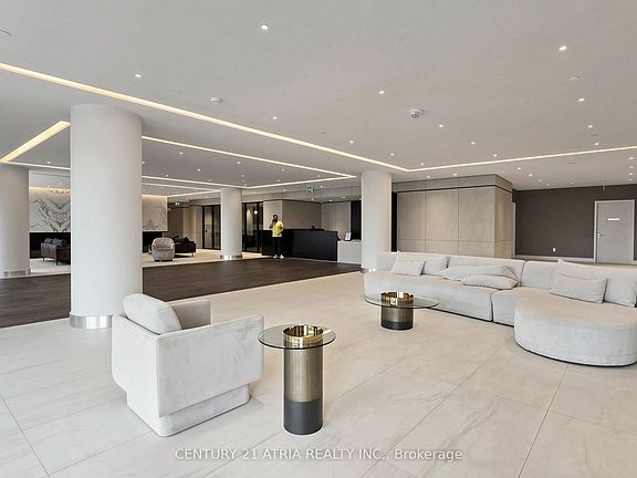 5th image of 30 Upper Mall Way #508