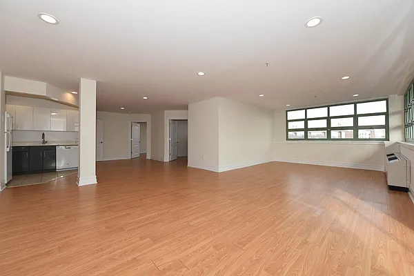 Rented by Spire Group | media 9