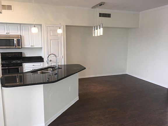 2nd image of 9836 Lake Chase Island Way