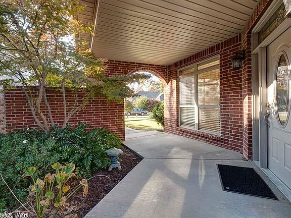 4th image of 88 Hunters Green Cir