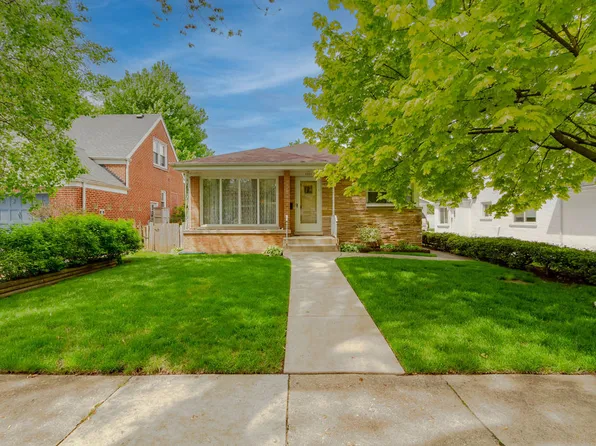 8230 Kedvale Ave, Skokie, IL 60076