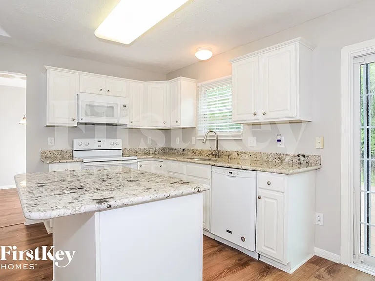 8106 Autumn Pl — Photo 6