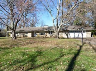 3420 Lake Dr, Evansville, IN