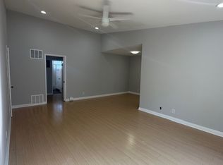 3410 Club Dr APT 12, Los Angeles, CA 90064