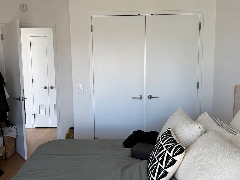 42-20 24th St #22J — Photo 11