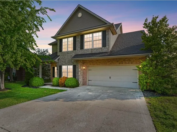 2601 Kearney Ridge Blvd, Lexington, KY 40511