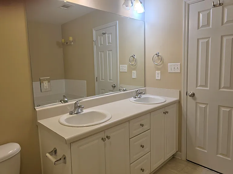 2918 Carey Ct #1 — Photo 10