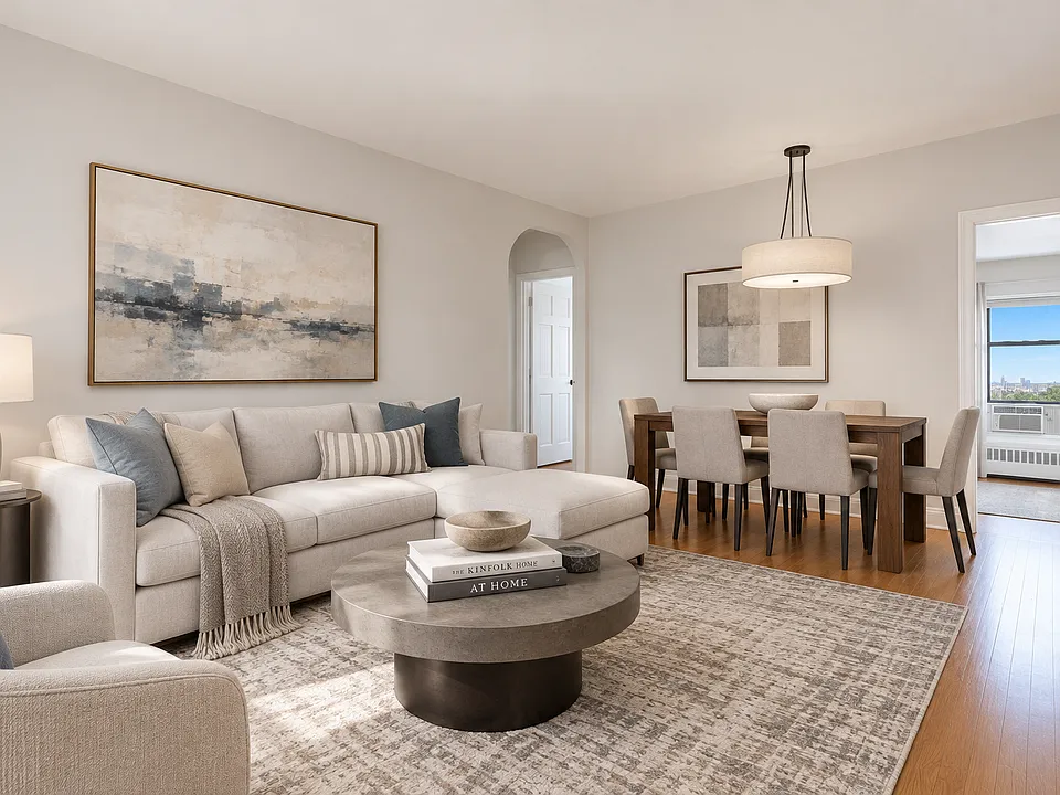 30 E 38th St #4C