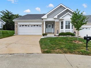 2417 S Lakeridge Ct Unit 14, Lake Saint Louis, MO 63367