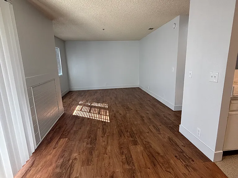 1045 Southbrook Dr #C — Photo 8