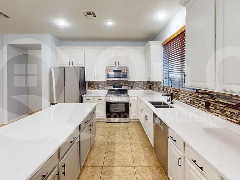 11020 E Pima Creek Dr — Photo 5