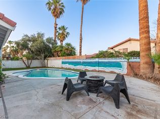 5264 Annie Oakley Dr, Las Vegas, NV 89120