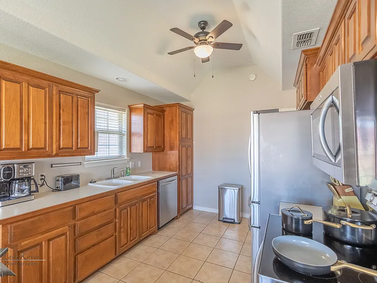6670 Picadilly St — Photo 7