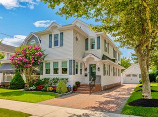 121 Wesley Rd, Ocean City, NJ 08226