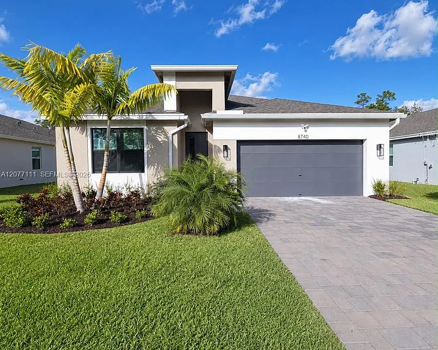 8740 SW Kanner Oaks Dr