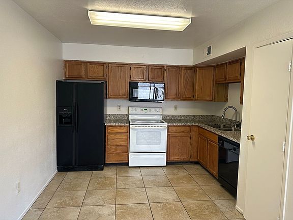 5th image of 6219 E Glencove St APT 2