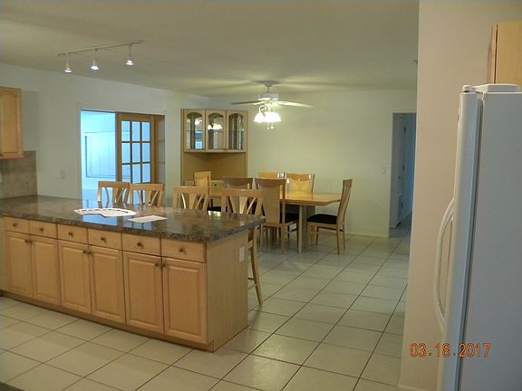 sliding drwrs in 2 cabinets