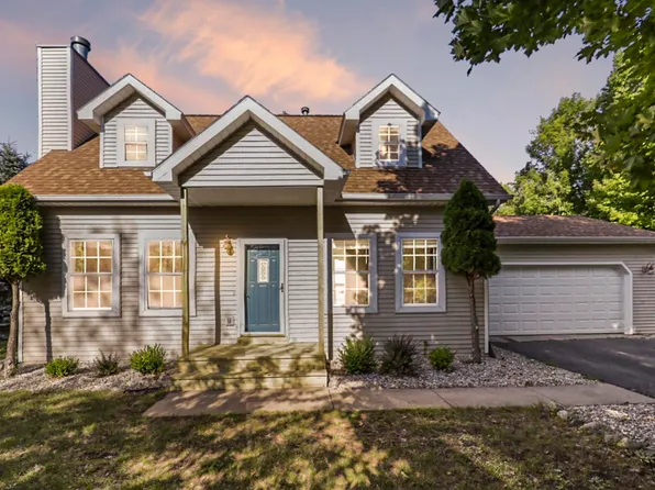 4750 Ridge Ln, Kewadin, MI 49648
