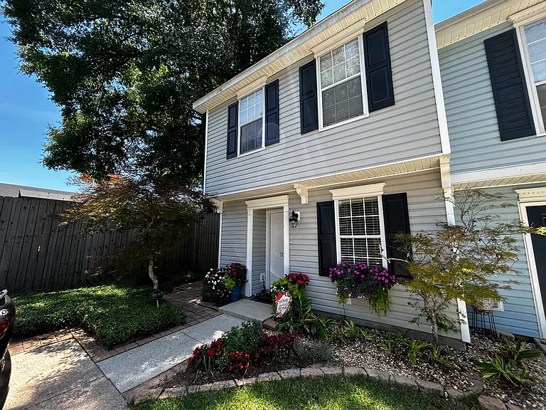 270 Hillcrest Rd #701 — Photo 4