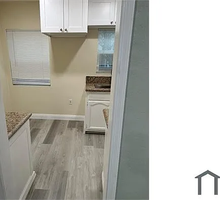 1504 W Florence Ave #7 — Photo 2