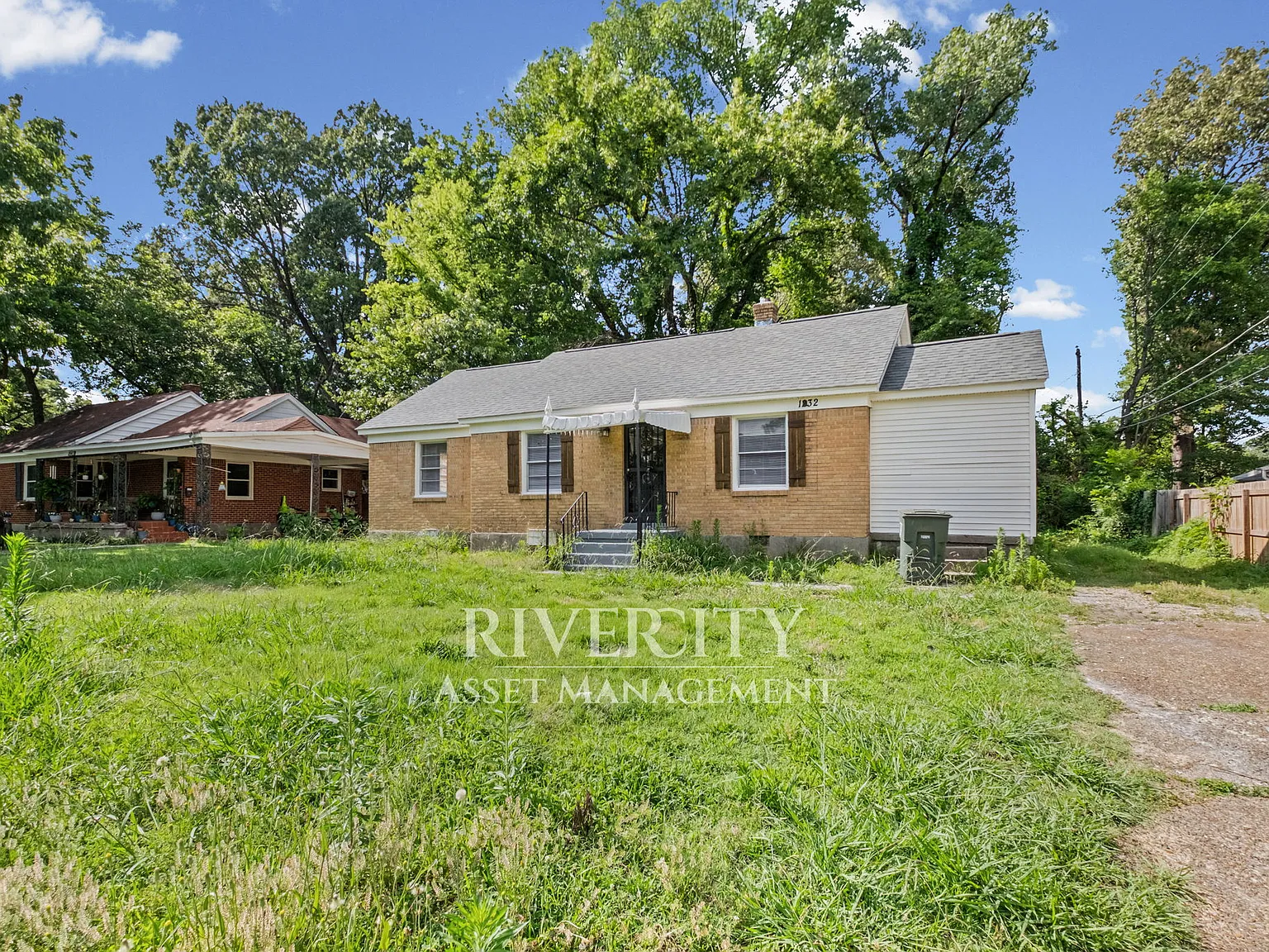 1232 Vaughn Road - 1 — Photo 2