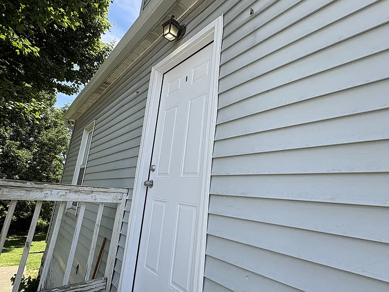 2573 Birk Dr #B — Photo 5