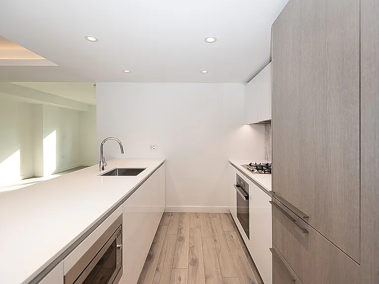 1107 Richards St #311 — Photo 11