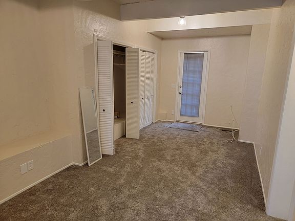 2nd image of 28226 Larchmont Ln