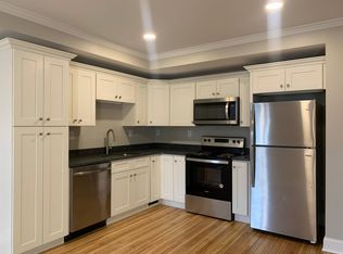 10 Richmond St #1, Albany, NY 12205