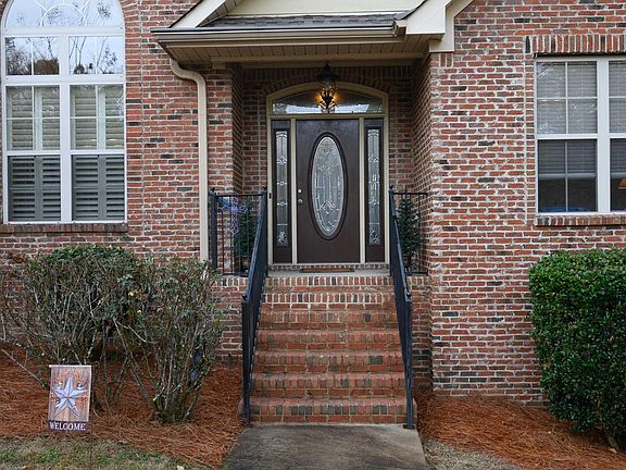 3rd image of 324 Falliston Ct