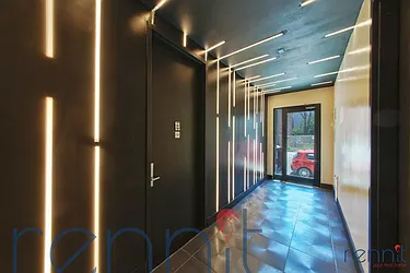 Rented by Rennit Inc.