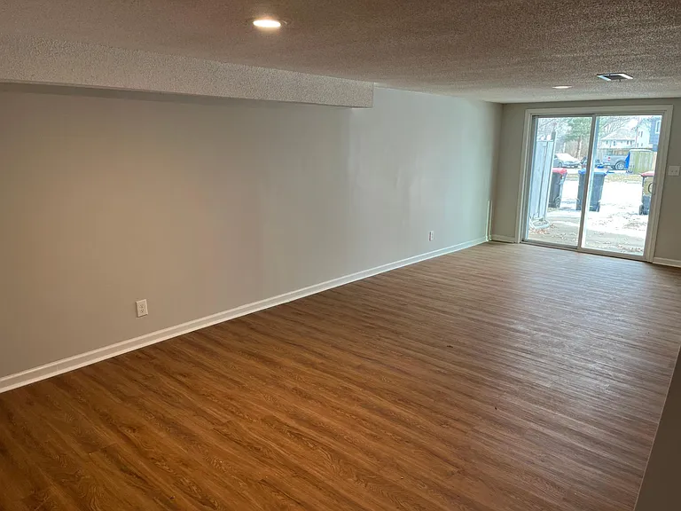 9429 Reeder Dr — Photo 8