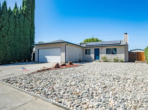 655 W Creekside Circle, Dixon, CA 95620