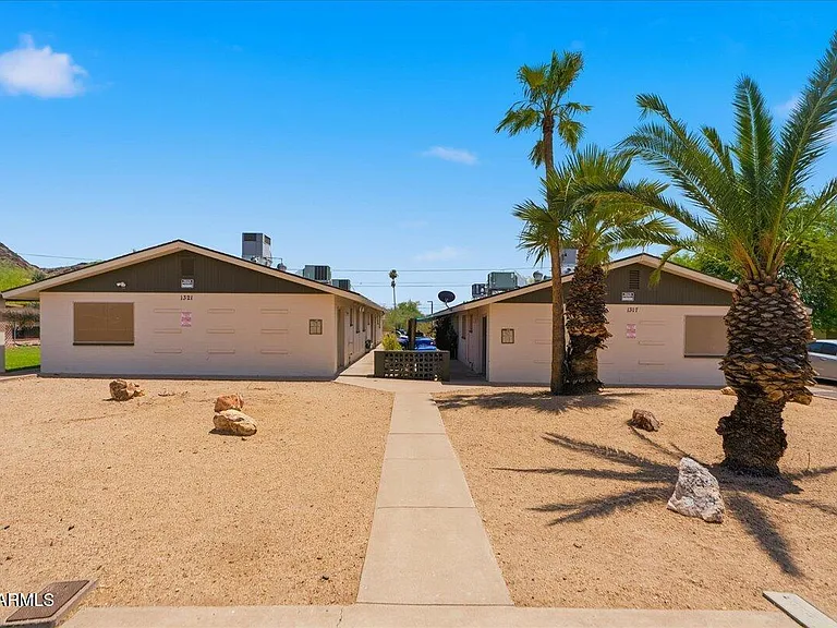 1321 E Carol Ave #3 — Photo 18