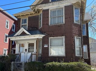 15-17 Rhine St, Lawrence, MA 01841