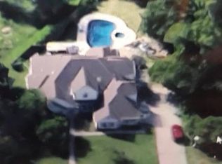 25262 E Rosewood Dr, Broken Arrow, OK 74014