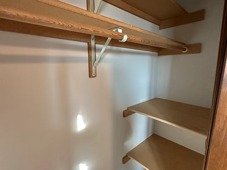 225 Heather Ln #4 — Photo 17