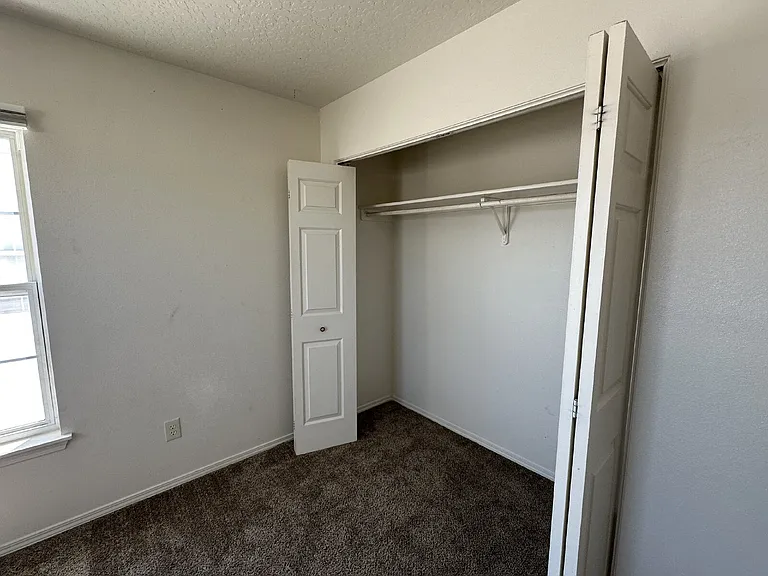 120 Davis Ave #202 — Photo 18