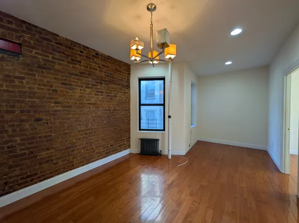 533 West 158th Street image 1 of 8