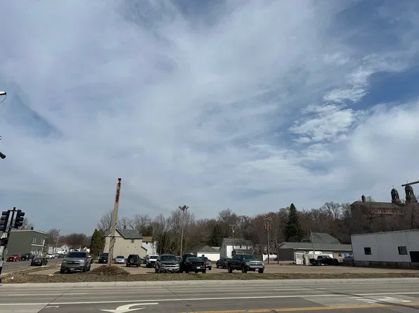 415 N Barstow Street, Eau Claire, WI 54703